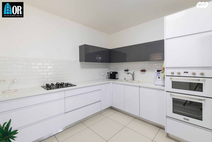 דירה, שדרות האלונים, פארק המושבה, באר יעקב