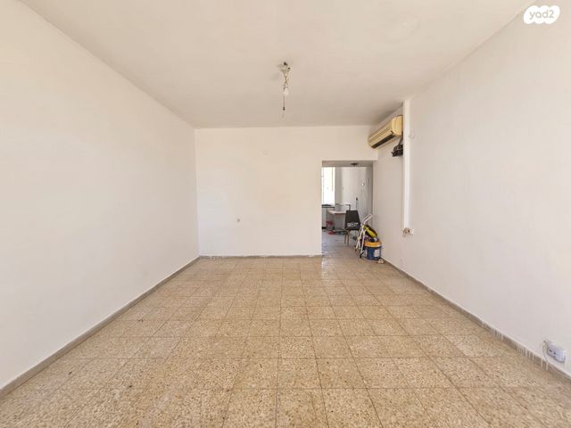 דירה, פנחס רוטנברג, נגבה, רמת גן