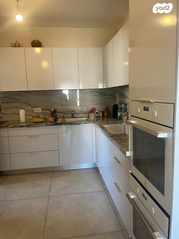 דירה, רבי ברכיה 4, נתיבות ישראל / רמת בית שמש ד-4, בית שמש