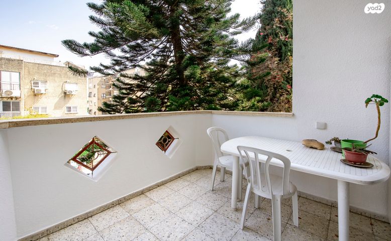 דירה, הצנחנים 22, מחנה יהודה, פתח תקווה