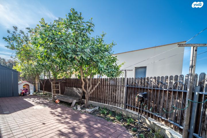 דו משפחתי, רמת ישי