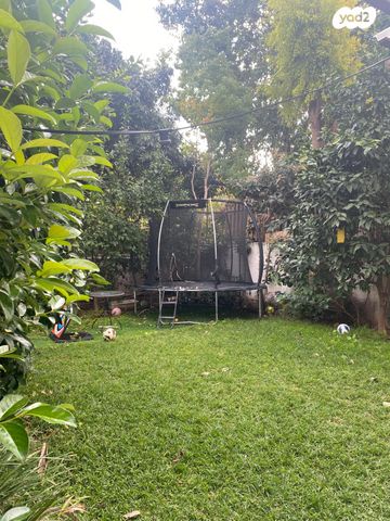 בית פרטי/ קוטג', שכונה 10, תל מונד