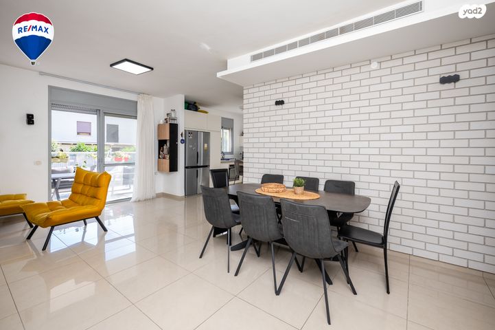 דירה, מול היקב, זכרון יעקב