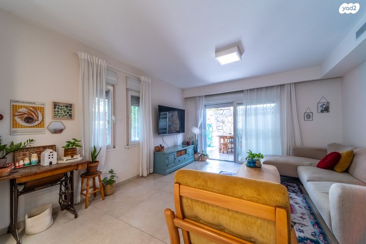 דו משפחתי, רמת ישי