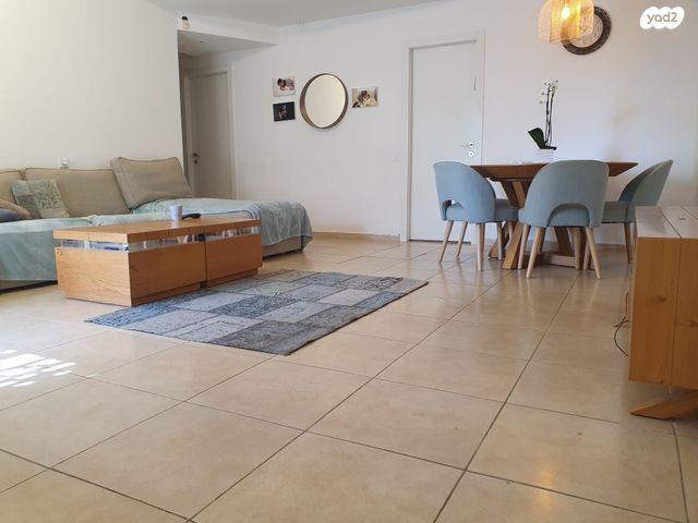 דירה, שבט, הכרמים, מודיעין מכבים רעות