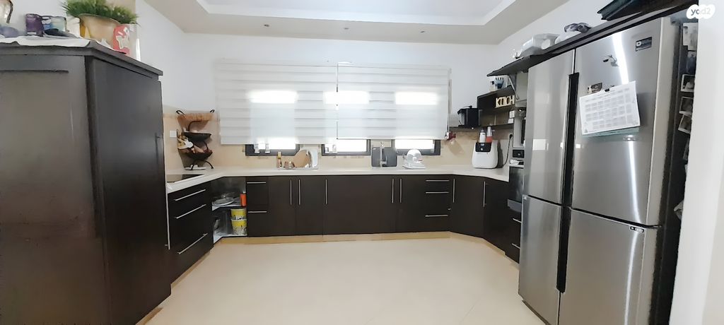 דו משפחתי, זבולון המר, רשפים, גדרה