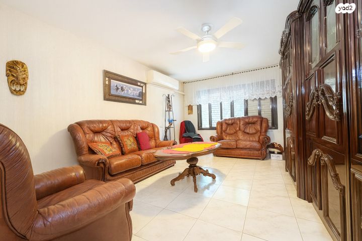 יצחק בן צבי 16