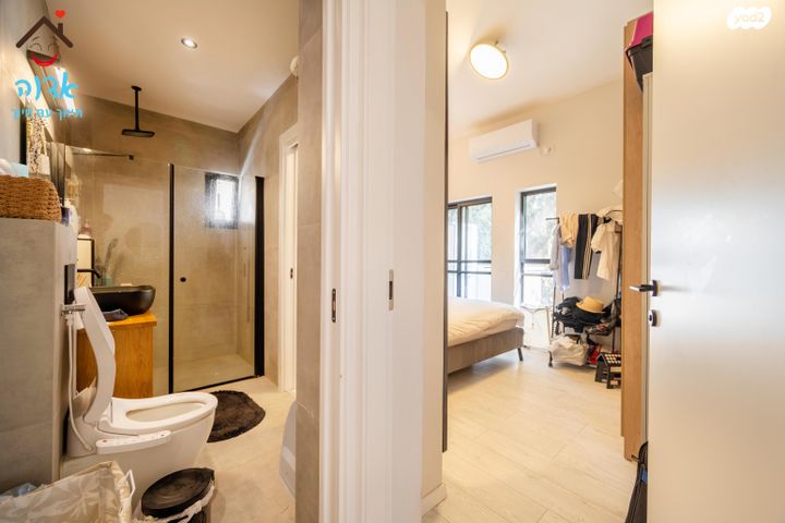 דירה, יד מרדכי, גבעת הרמבם, גבעתיים