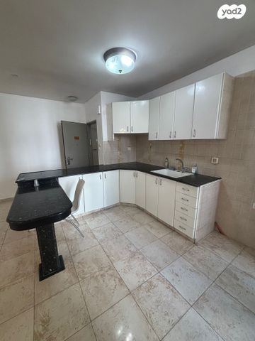 דירה, נווה רם, שיכון מזרחי, רמת גן