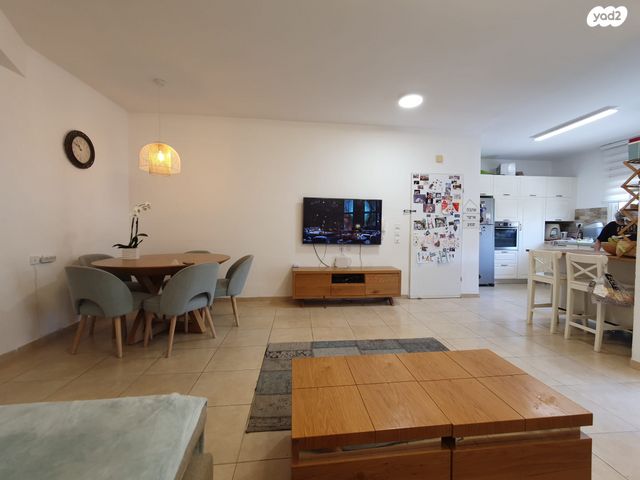 דירה, שבט, הכרמים, מודיעין מכבים רעות