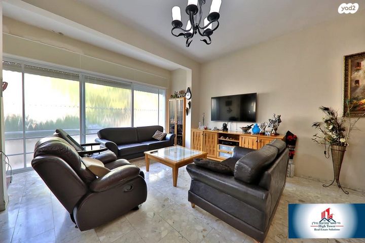 דו משפחתי, אברמסקי, קרית אתא