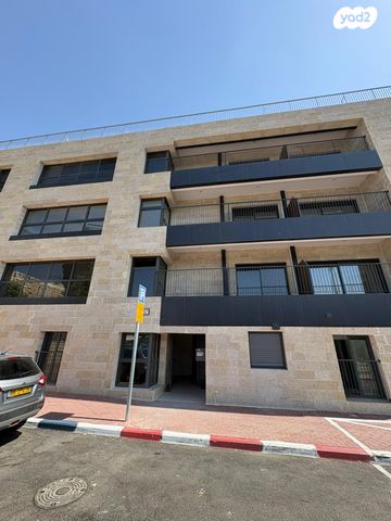 שדרות בן צבי 27