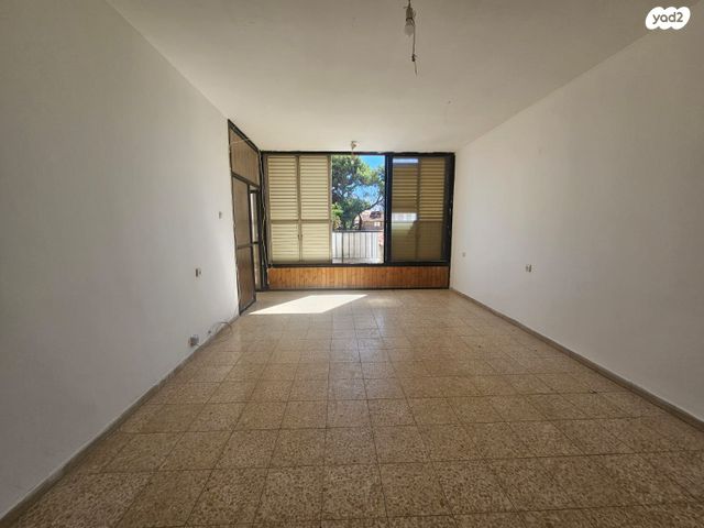 דירה, פנחס רוטנברג, נגבה, רמת גן