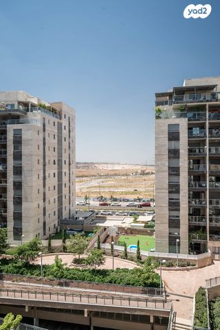 דירה, דוש קריאל גרדוש, פסגות אפק, ראש העין