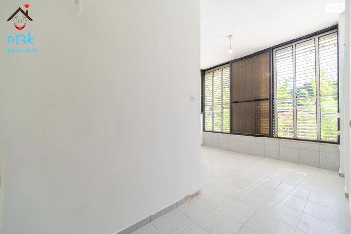 דירה, ריינס, ארלוזורוב, גבעתיים