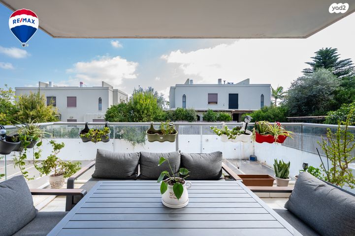 דירה, מול היקב, זכרון יעקב