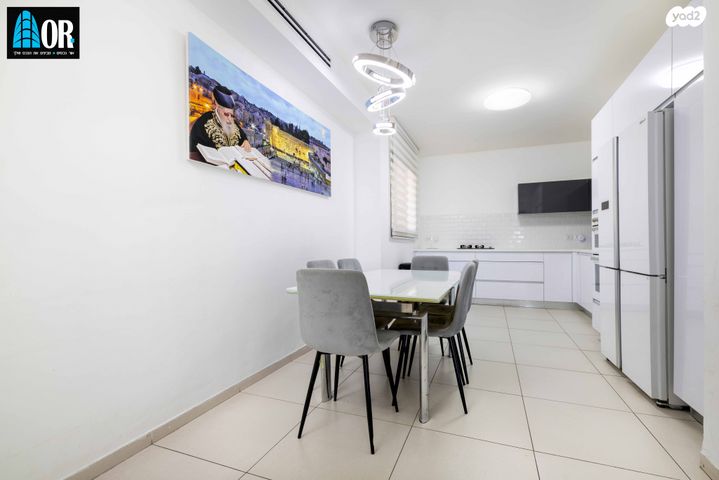 דירה, שדרות האלונים, פארק המושבה, באר יעקב