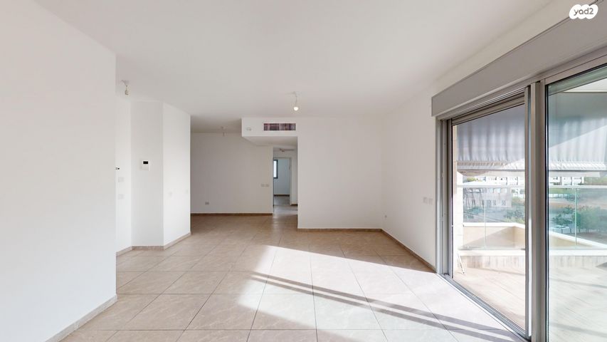 דירה, ברתיני גארי 12, נווה עופר, תל כביר, תל אביב יפו