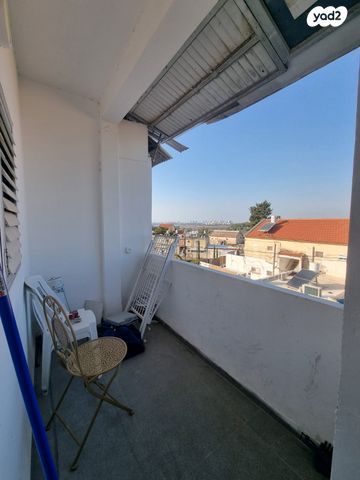 דירה, המפקד קיש, קרית אתא