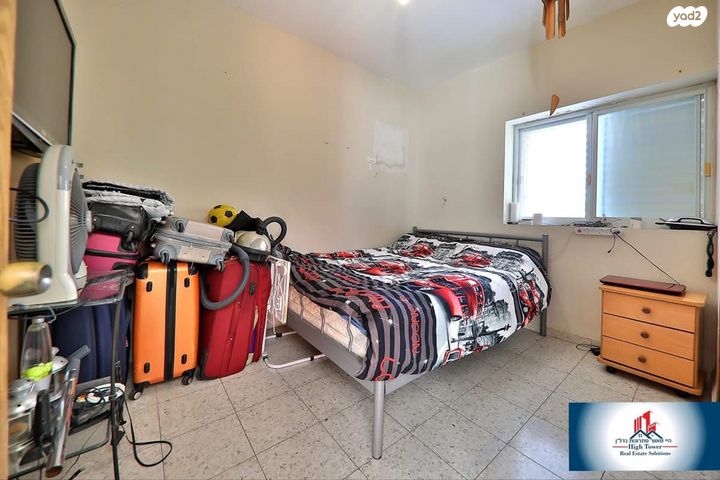 דו משפחתי, אברמסקי, קרית אתא