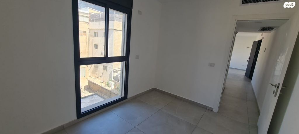 דירה, הרב יצחק ידידיה פרנקל 7, פלורנטין, תל אביב יפו