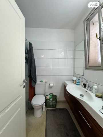 דירת גן, מנוחה 5, עג'מי, גבעת העליה, תל אביב יפו