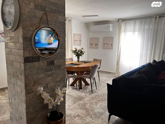 דופלקס, דוגית, קרית מנחם בגין, רמלה