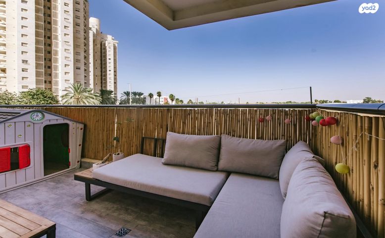 דירה, רפאל איתן, הדר המושבות החדשה / אם המושבות החדשה, פתח תקווה