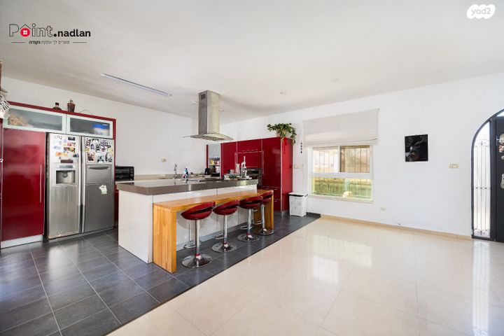 דו משפחתי, הזריחה, קדר, קדר