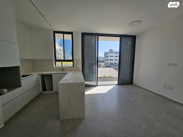 דירה, נתן ילין מור, מונטיפיורי, הרכבת, תל אביב יפו