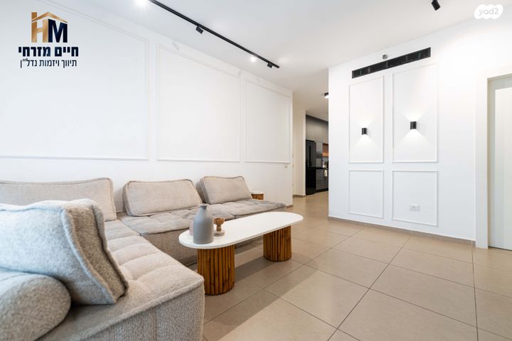 דירה, יצחק נבון, נאות אריאל שרון, קרית אונו