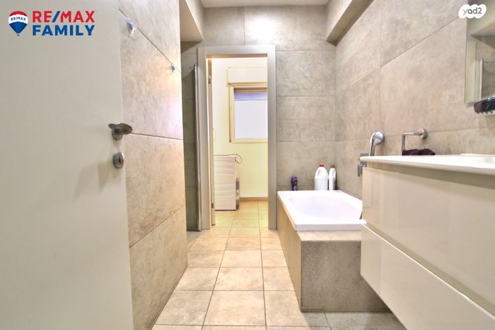 דירה, הגנים, מרכז העיר, סביניה, הוותיקה, קרית ביאליק