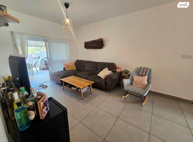 דירת גן, התור 9, קרית רבין, נתניה