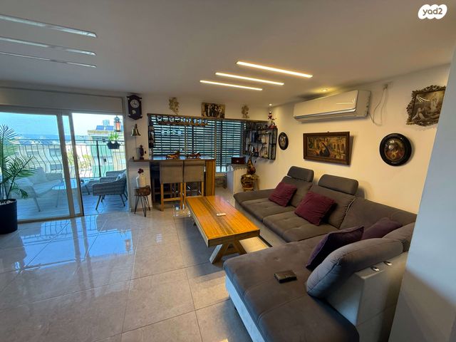 דירה, ש"י עגנון, קרית אליעזר, חיפה