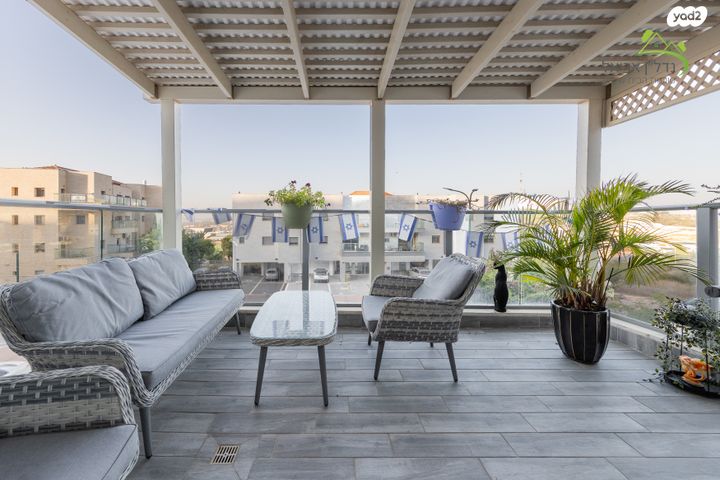 עיר היונה 16