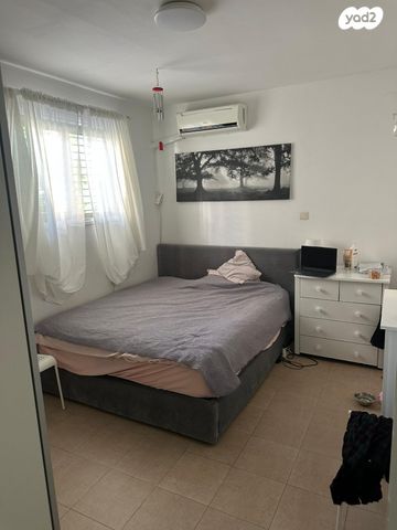 דירה, רמב"ם, ראשון לציון