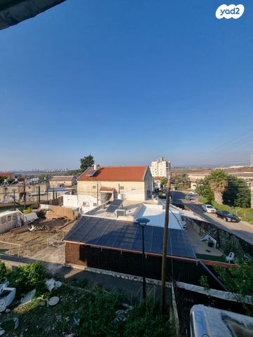 דירה, המפקד קיש, קרית אתא