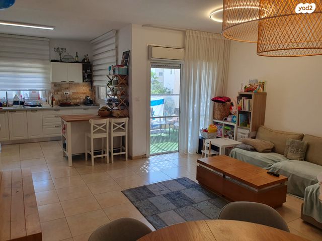 דירה, שבט, הכרמים, מודיעין מכבים רעות