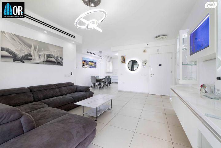 דירה, שדרות האלונים, פארק המושבה, באר יעקב