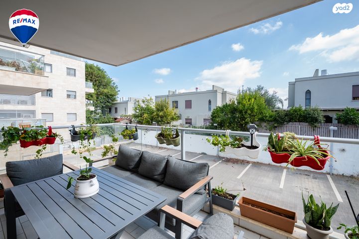 דירה, מול היקב, זכרון יעקב