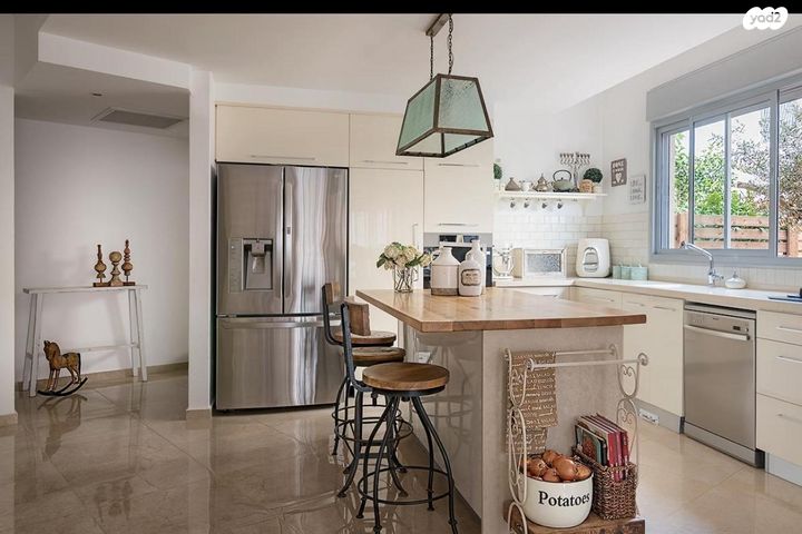 בית פרטי/ קוטג', מזכרת בתיה