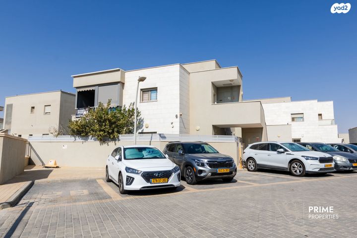 גג/ פנטהאוז, רוטשילד 22, השחר, דימונה