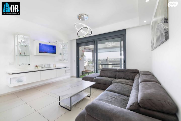 דירה, שדרות האלונים, פארק המושבה, באר יעקב