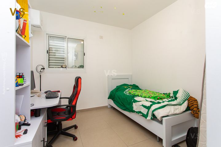 דירה, האגמית 7, החותרים, טירת כרמל