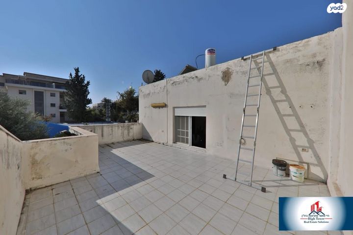 דו משפחתי, אברמסקי, קרית אתא