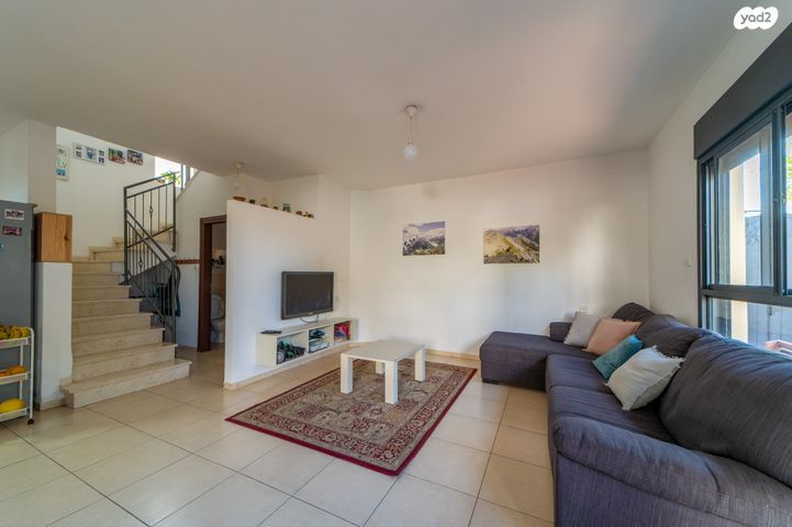 דו משפחתי, רמת ישי