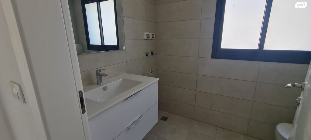 דירה, הרב יצחק ידידיה פרנקל 7, פלורנטין, תל אביב יפו