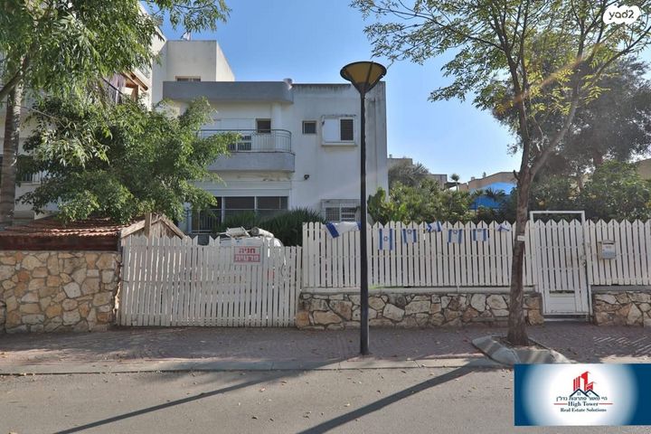 דו משפחתי, אברמסקי, קרית אתא