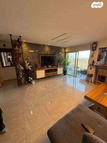 דירה, ש"י עגנון, קרית אליעזר, חיפה