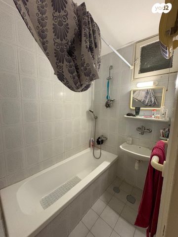 דירה, בן צבי 16, יהוד מונוסון